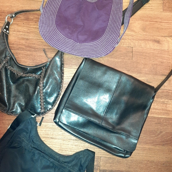 Non-leather purses (4) - Picture 3 of 4